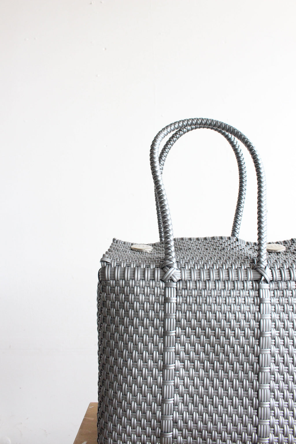 MexiMexi Silver Mexican Handbag - Woven Plastic Bag made in Mexico.